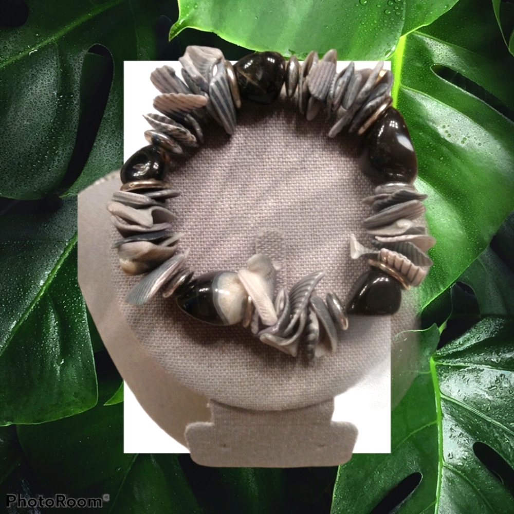 Black shell Bracelet